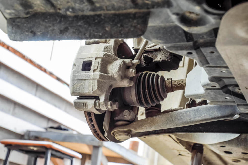 Engineering Durability for Commercial Vehicles through Advanced Metal Component Expertise